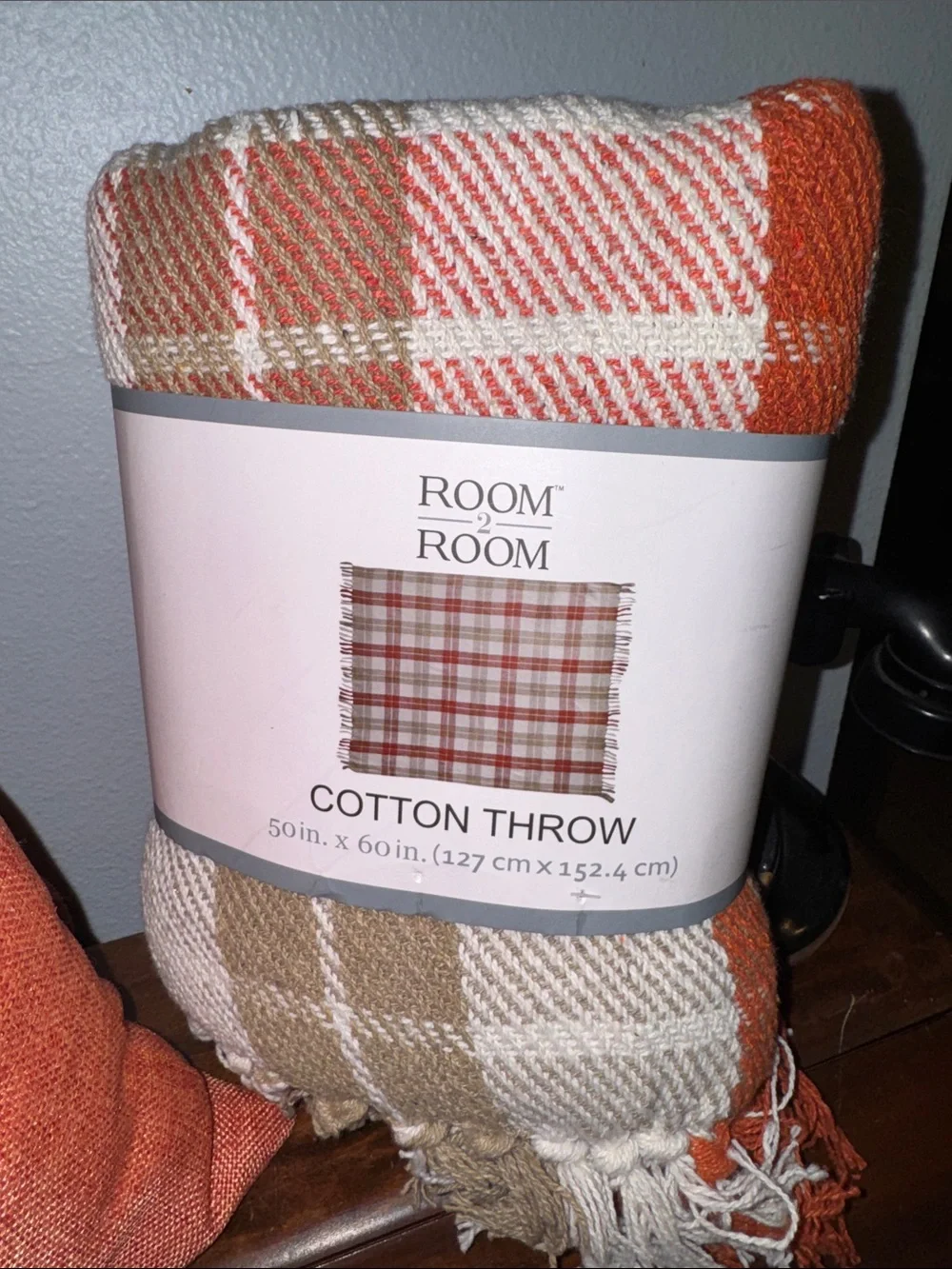NIP Room 2 Room Cotton Throw with Decorative Pillows with Button Accents